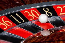 Strategi keputusan Caribbean Stud Poker di dashboard mobile satutogel dengan rekomendasi lipat atau mainkan